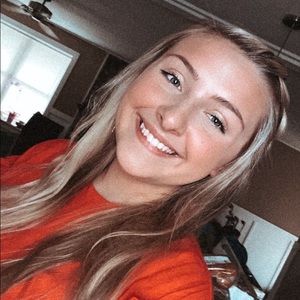 Meet your Posher, Laney